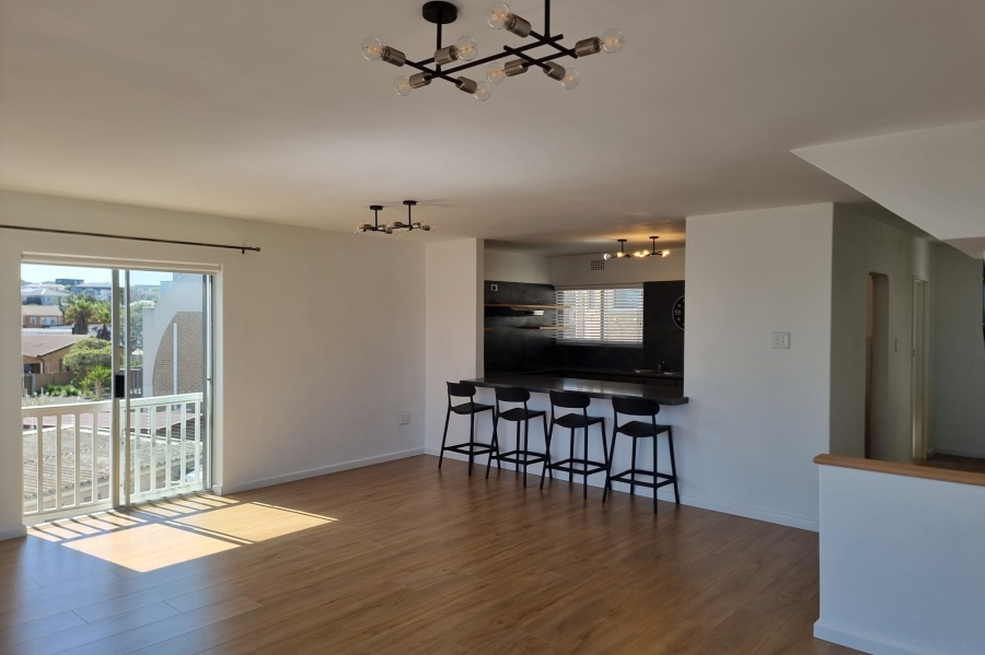 4 Bedroom Property for Sale in Beachfront Western Cape